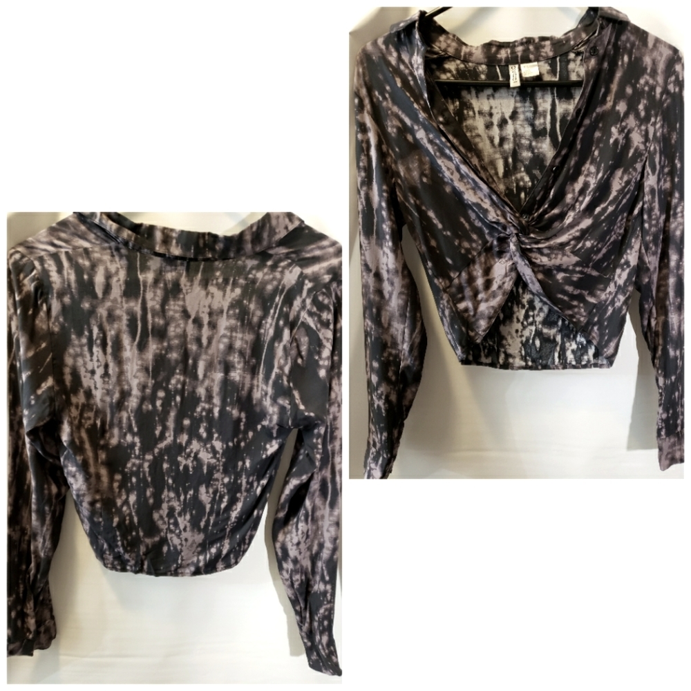 Divided L/S Cropped Blouse